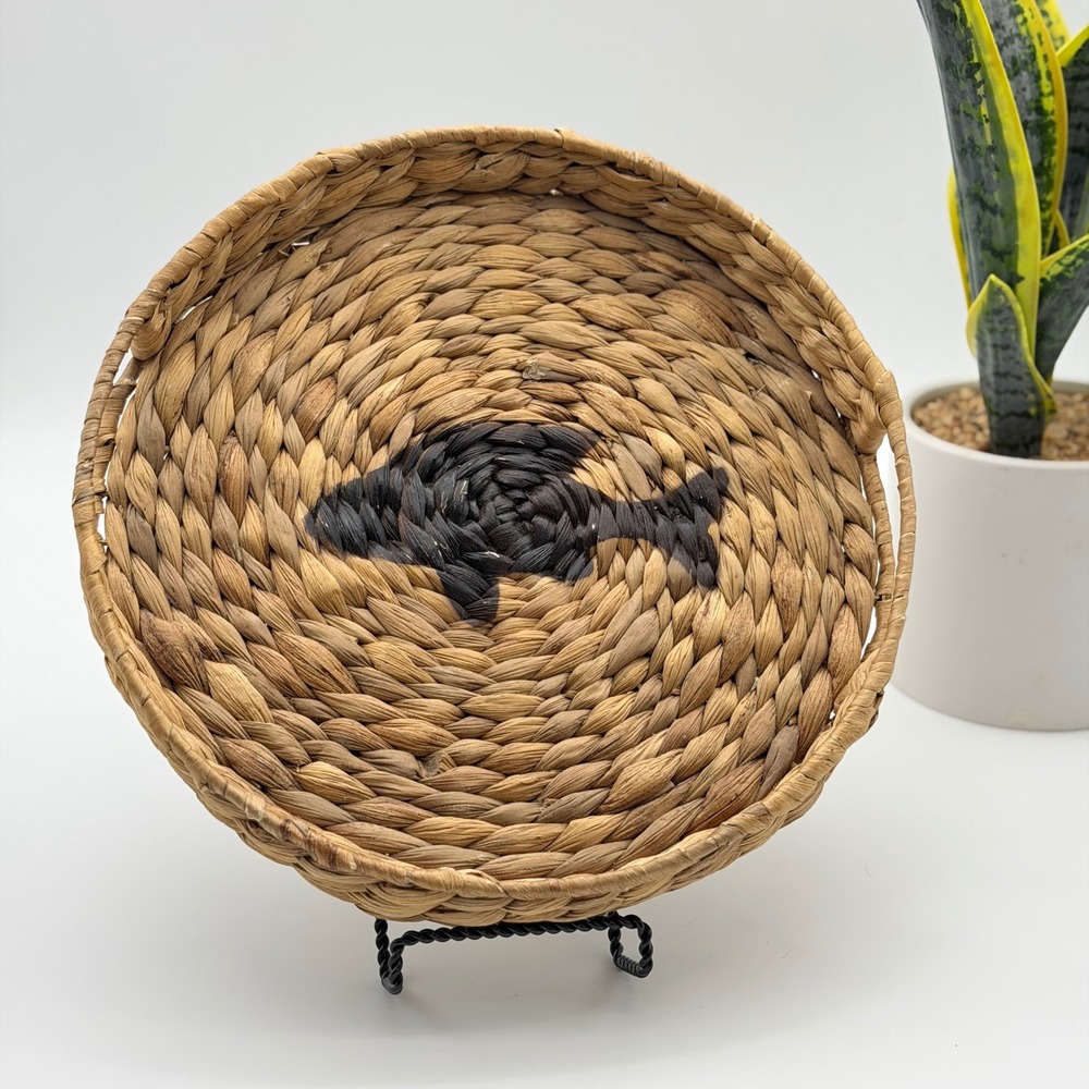 Vintage Hand Woven Seagrass Round‎ Tray Fish Motif Coastal Decor 11.5" Basket